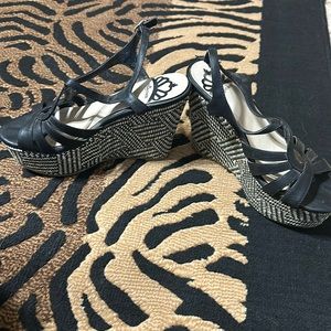 5 for $25- Fergalicious platform wedge size 6